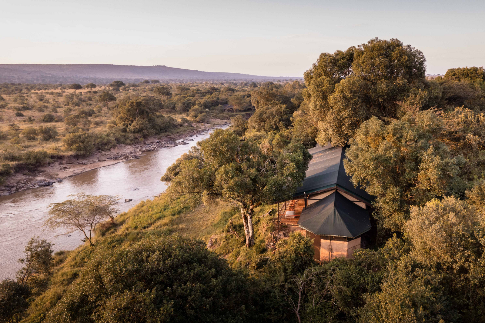 Serian Camp The Original Serian Camp The Original: Hauptbereich am Fluss