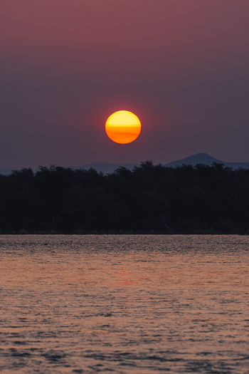Anabezi Luxury Tented Camp: Untergehende Sonne
