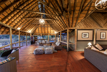 Mma Dinare Camp: Offene Lounge