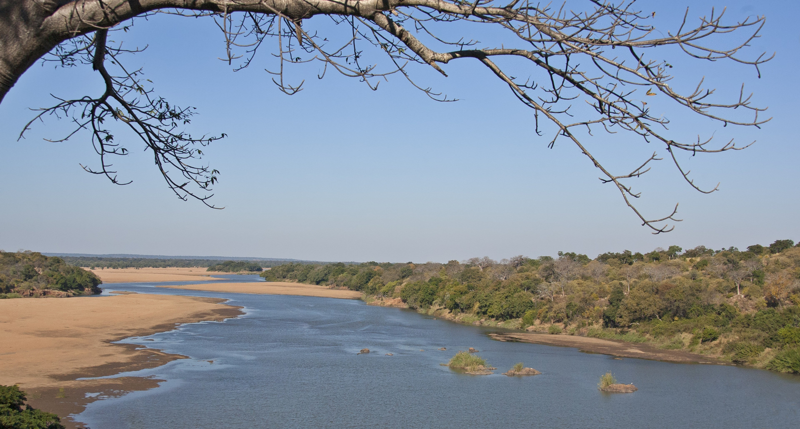 Chilo Gorge Safari Lodge Chilo Gorge Safari Lodge