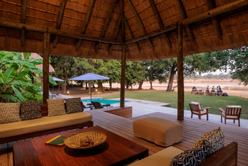 Luangwa River Camp: Lounge