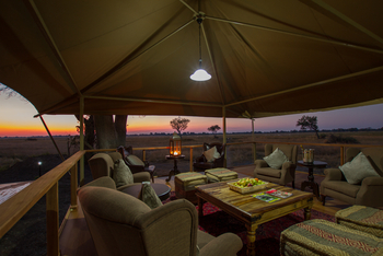 Kadizora Camp: Sitzgruppe