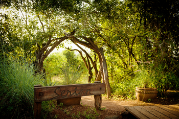 Serian Camp The Original: Schild Serian