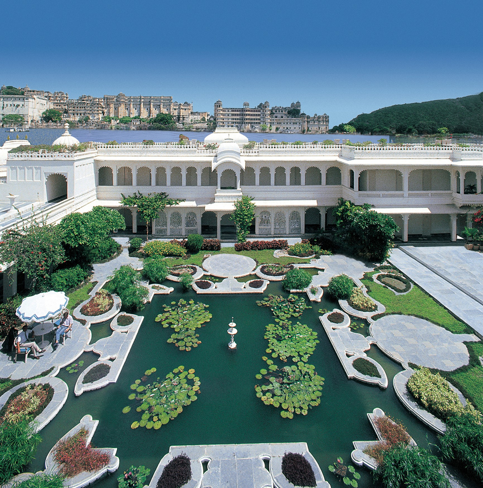 Taj Lake Palace Taj Lake Palace: Seerosenteich