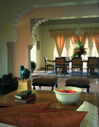 The Oberoi Rajvilas: Wohnzimmer Kohinoor Villa