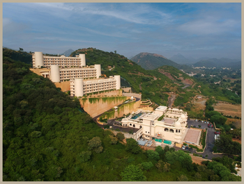 Aurika Hotel: Luftbild