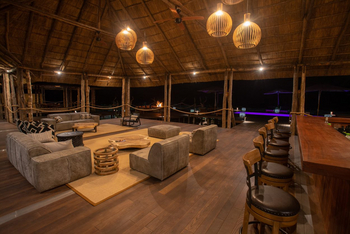 Chikunto Safari Lodge Chikunto Safari Lodge: Bar und Lounge