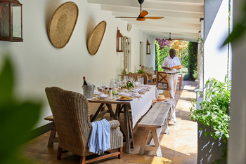 La Clé Village: Grange - Frühstückstisch