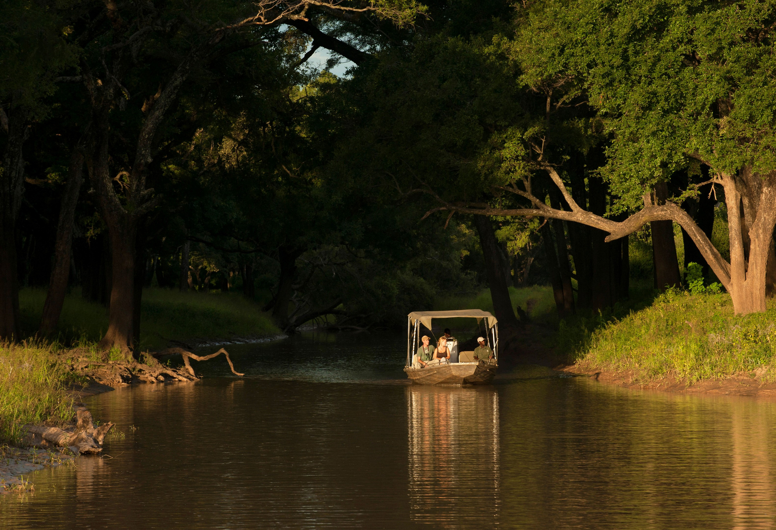 Time + Tide South Luangwa Time + Tide South Luangwa: Bootsafari