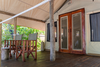 Kanga Camp: Außenbereich Gästezelte