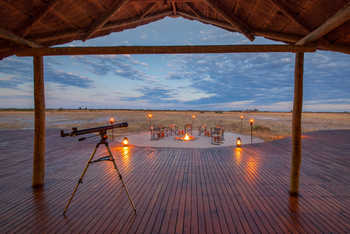 Nxai Pan Camp: Linsenteleskop