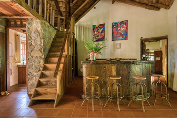 Rivertrees Country Inn: River House Bar