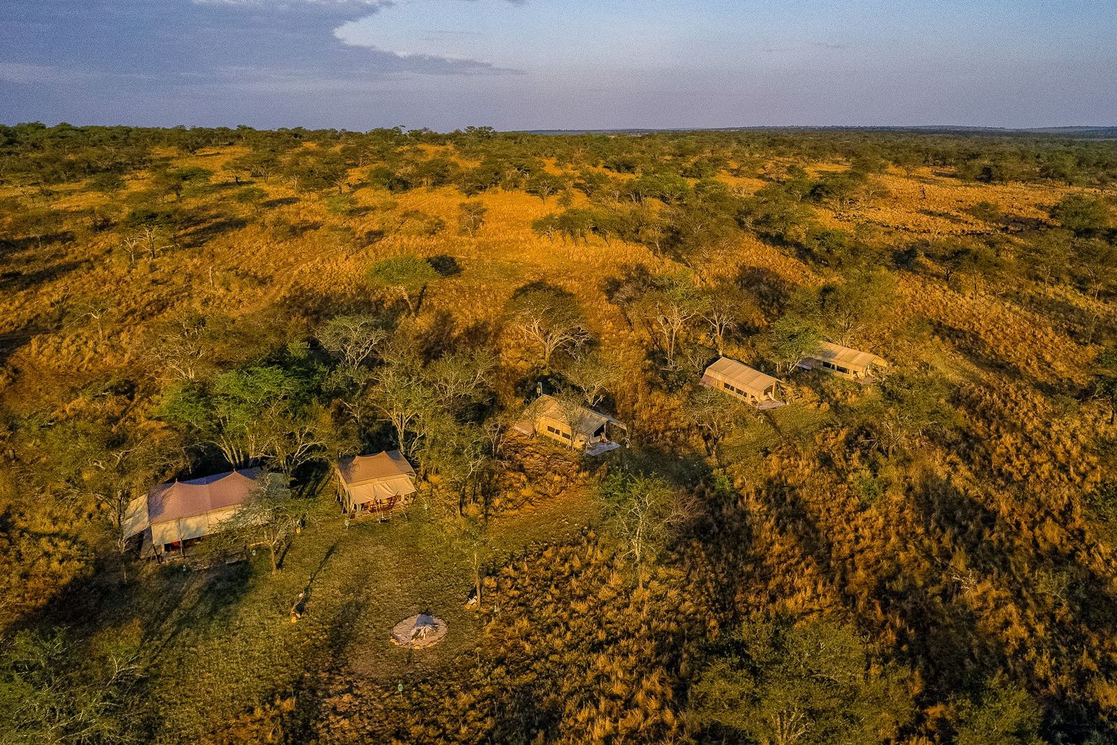 Esirai Camp Esirai Camp: Camp im Norden