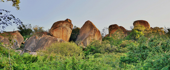 Amalinda Lodge: Felsblöcke