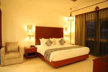 Chandela: Deluxe Room