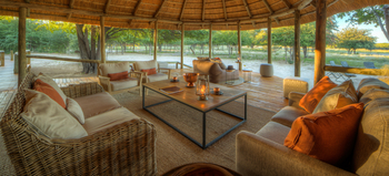 Dinaka Lodge: Lounge