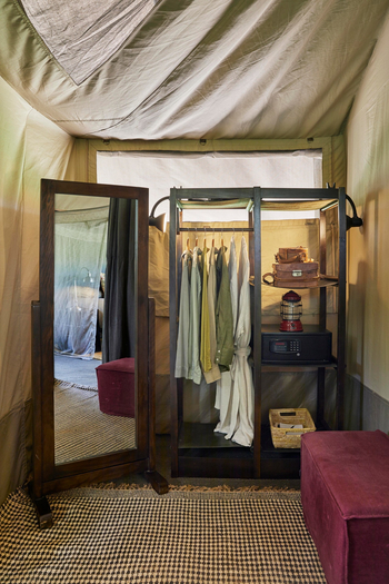 Legendary Nyasi Tented Camp: Tented Room - Regal