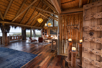 Sitatunga Private Island Camp: Überblick Sofaecke