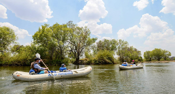 Batonka Guest Lodge: Kanusafari