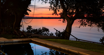 Baines River Camp: Pool am frühen Morgen