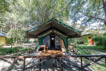 Mahangu Safari Lodge: Zeltfront