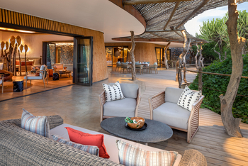 Mashatu Euphorbia Villas Mashatu Euphorbia Villas: Deck