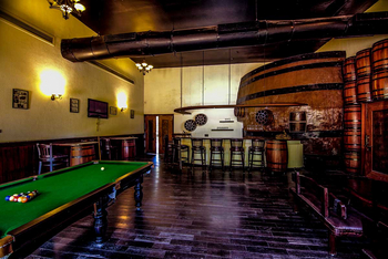 Syna Tiger Resort: Billard in der Bar