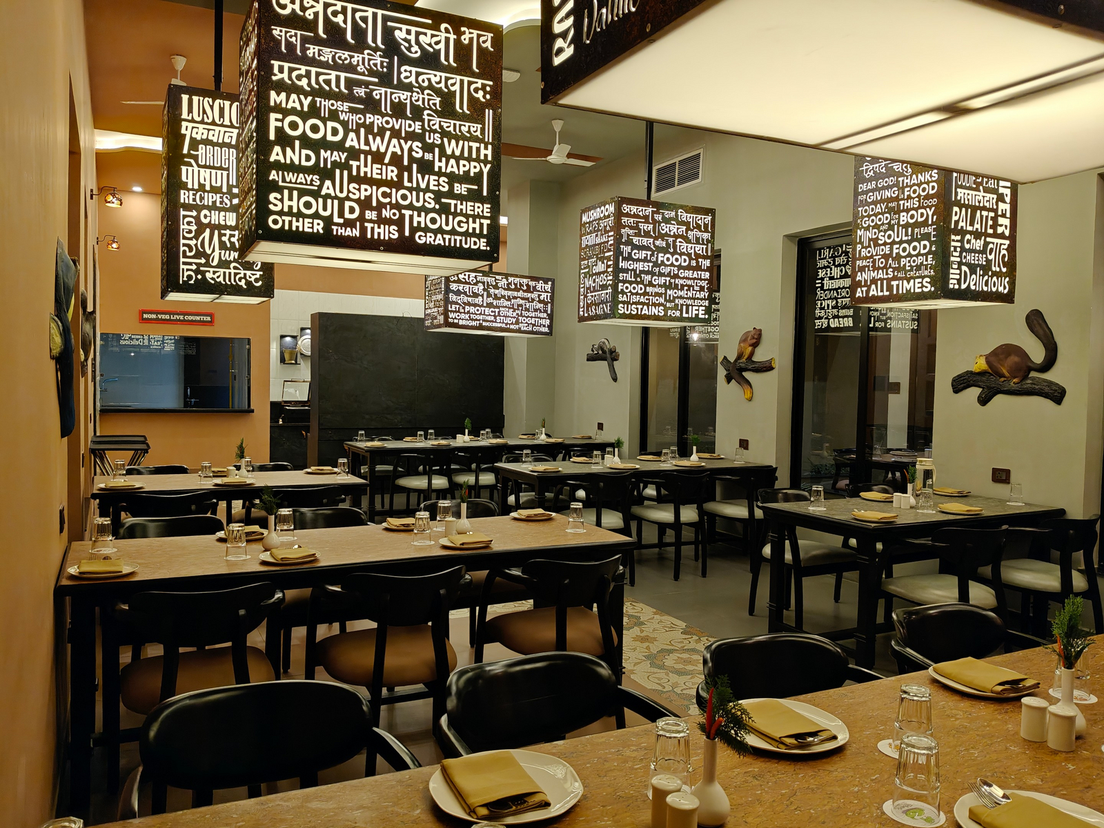 Tathastu Resort Satpura Tathastu Resort Satpura: Restaurant