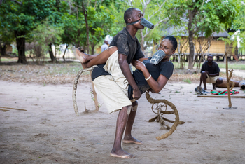 Time + Tide South Luangwa Time + Tide South Luangwa: Seka-Tanz