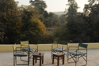 Bandhavgarh Jungle Lodge: Regiesessel