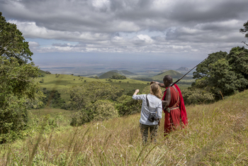 Campi ya Kanzi: Walking Safari