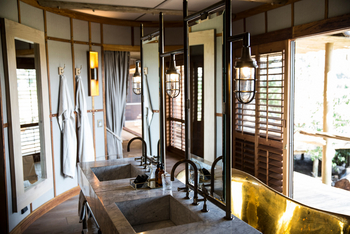 Little Mombo Camp: Doppelwaschtisch