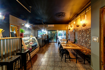 Naankuse @ Utopia: Bistro