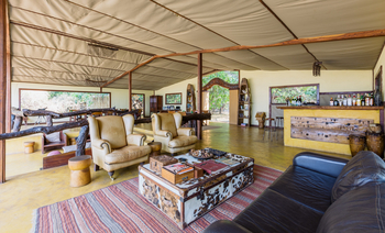 Potato Bush Camp: Lounge