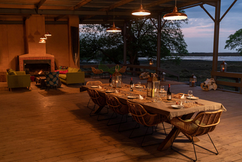 Shoebill Island Camp Shoebill Island Camp: SDinner Table