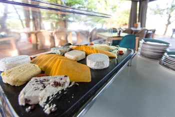 Zambezi Mubala Lodge: Käseplatte