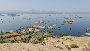 Amritara Jawai Sagar: Lage am Seeufer