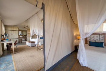 Ruckomechi Camp: Zweigeteiltes Schlafzimmer