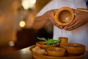 Sujan The Serai: Ayurveda Öle und Essenzen