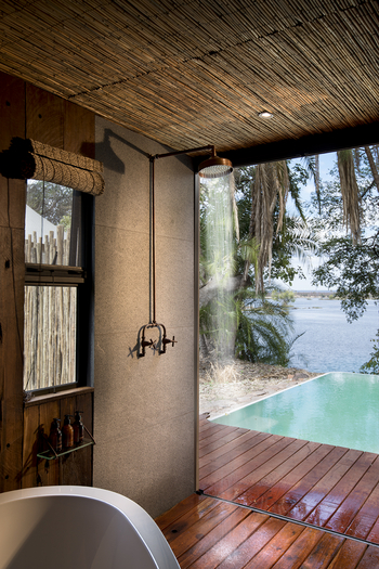 Thorntree River Lodge Thorntree River Lodge: Regenbrause