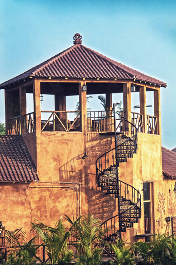 Bamboo Forest Safari Lodge: Wendeltreppe