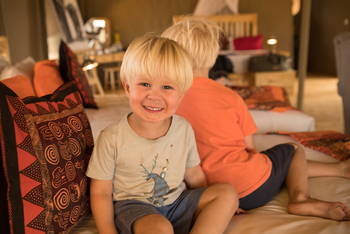 Tlouwana Camp Tlouwana Camp: Kind