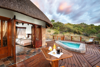 Etosha Mountain Lodge: Gästezimmer