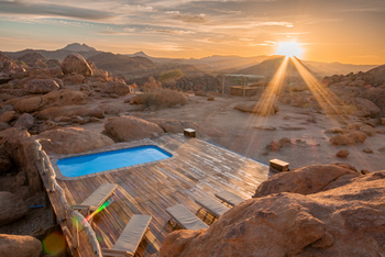 Ondjamba Hills: Pooldeck