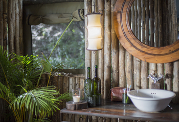 Richard's River Camp: Luxury Tent