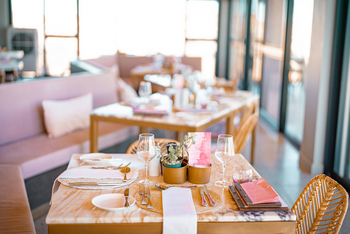 The Desert Grace: Restaurant