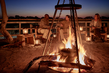 Belmond Savute Elephant Lodge Belmond Savute Elephant Lodge: Lagerfeuer