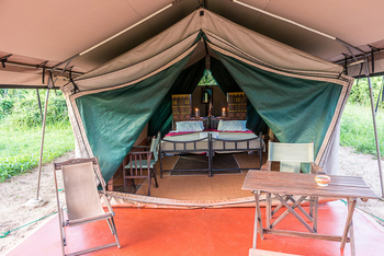 Mdonya Old River Camp: Blick in ein Gästezelt