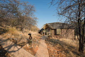 Ongava Lodge: Chalet am Hang