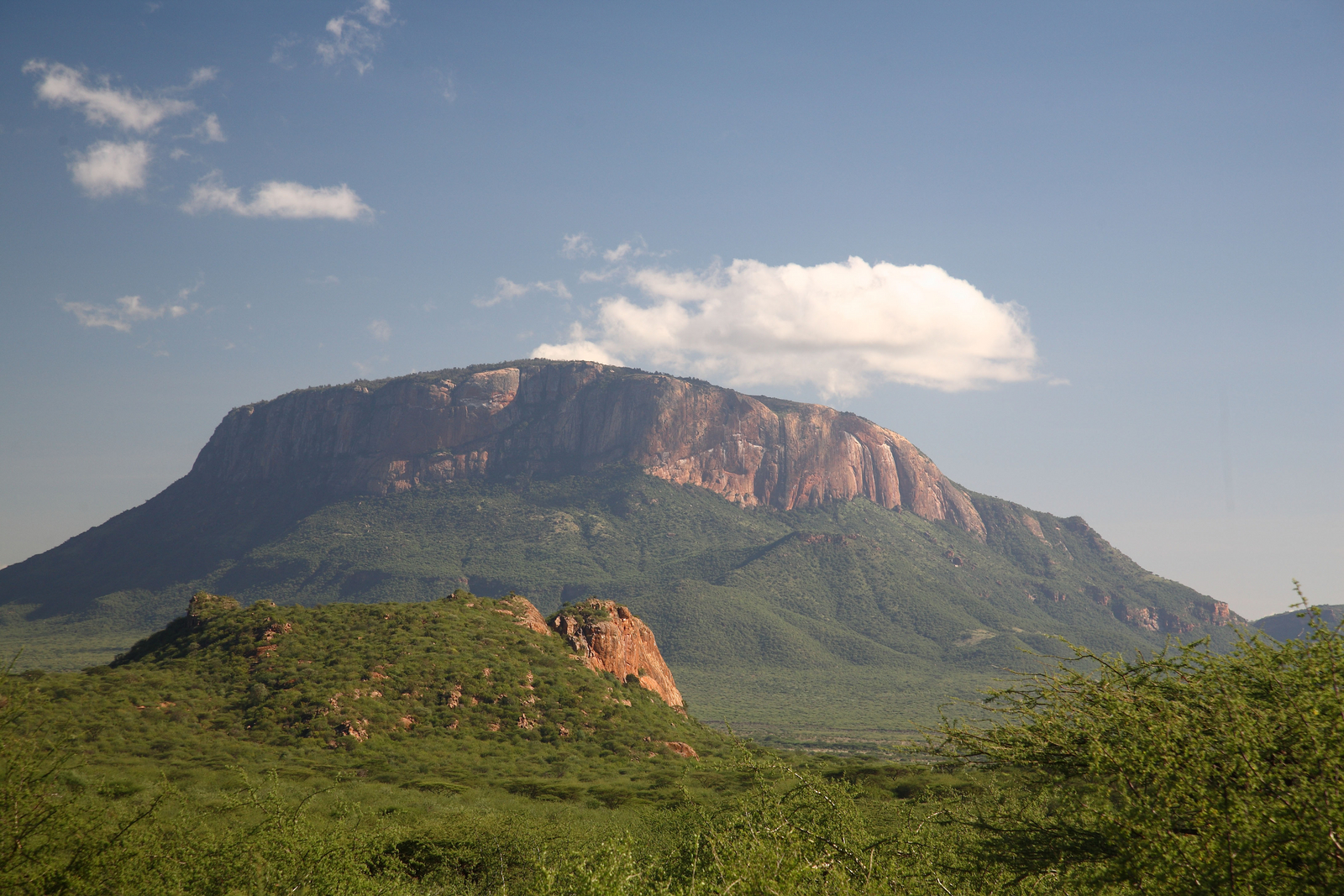 Saruni Samburu Saruni Samburu: Mt. Ololokwe